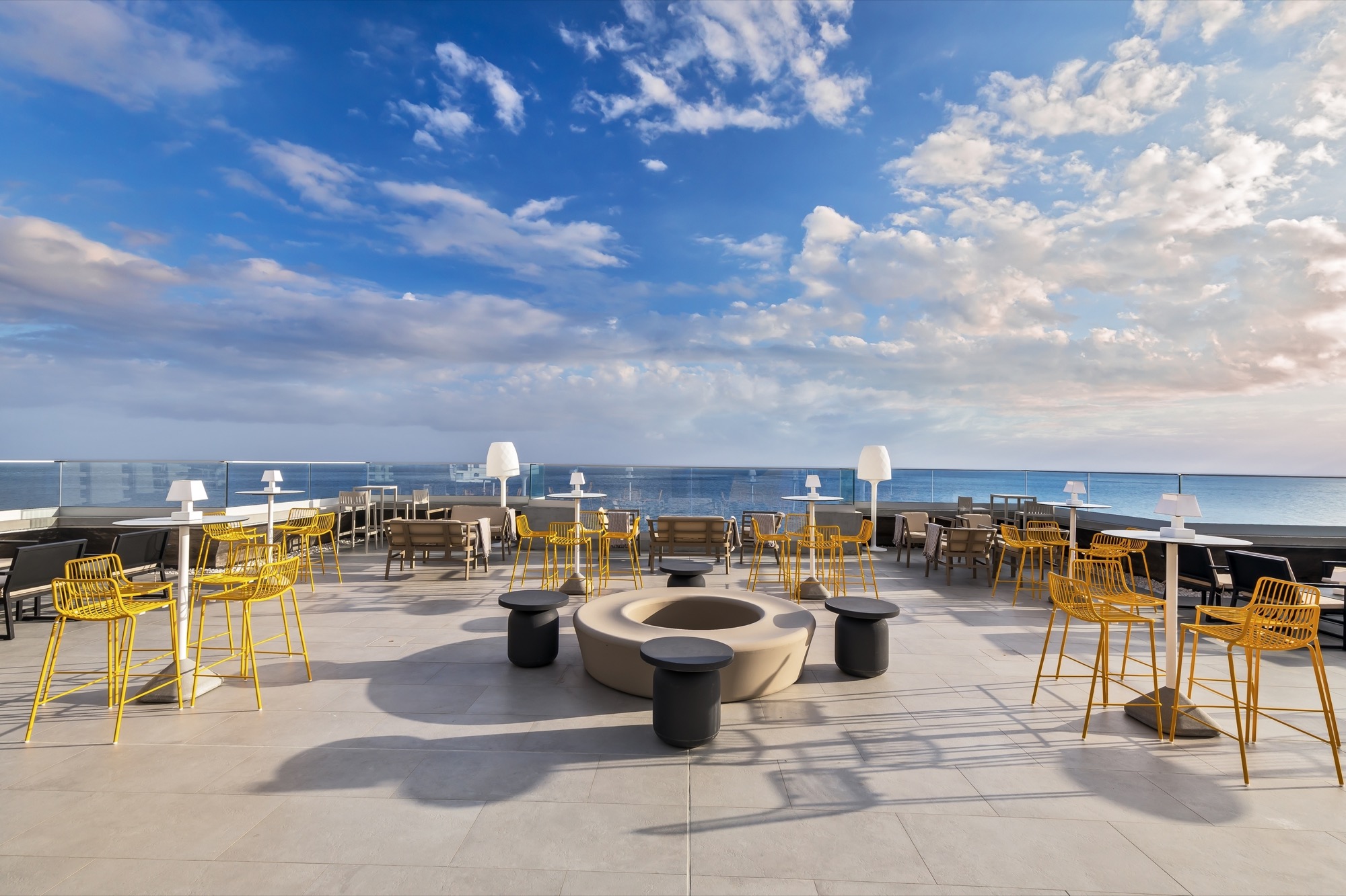 Allegro Madeira, Funchal