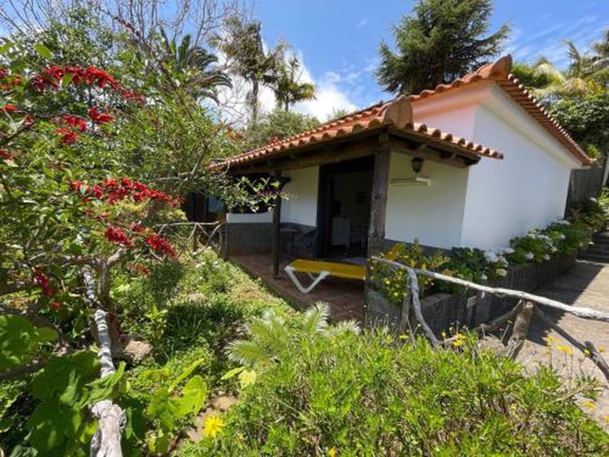 Casas de Campo do Pomar, Santana